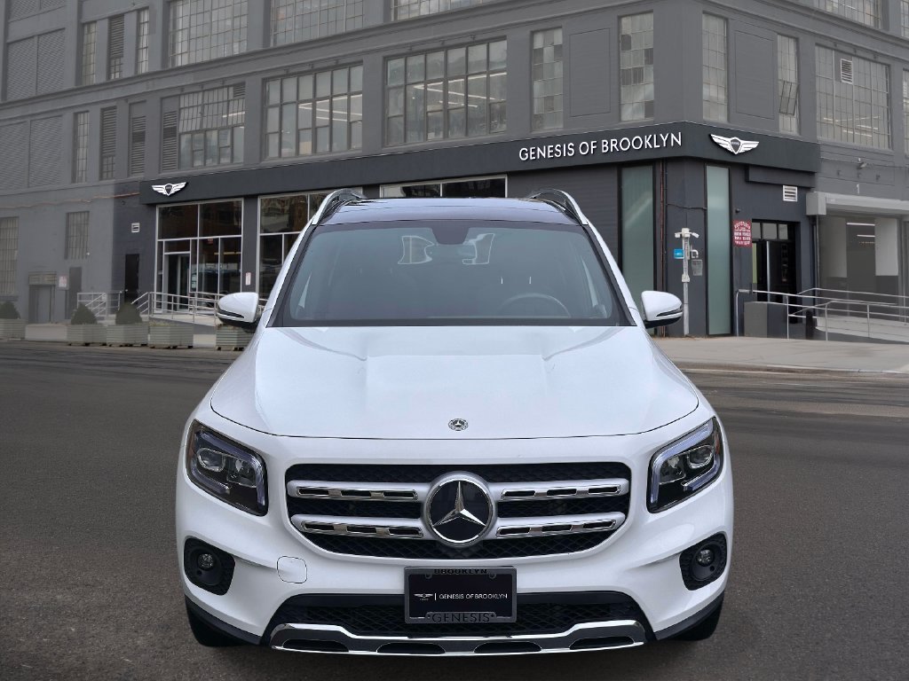 Used 2023 Mercedes-Benz GLB 250 4MATIC image 8