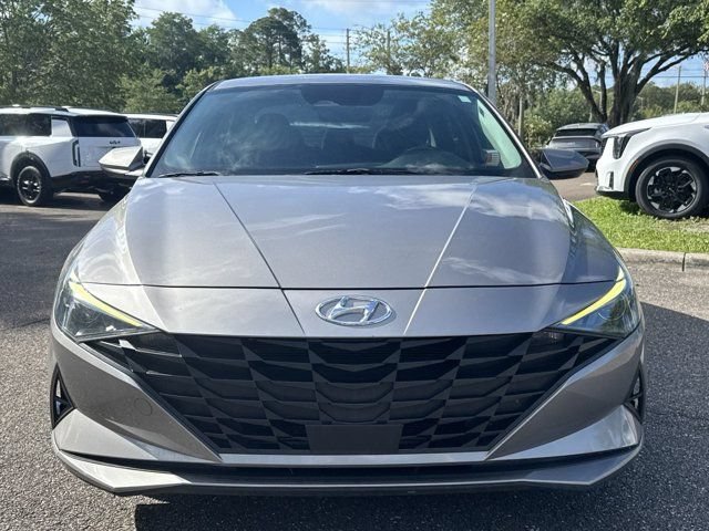 Used 2021 Hyundai Elantra SEL w/ Convenience Package FWD image 3