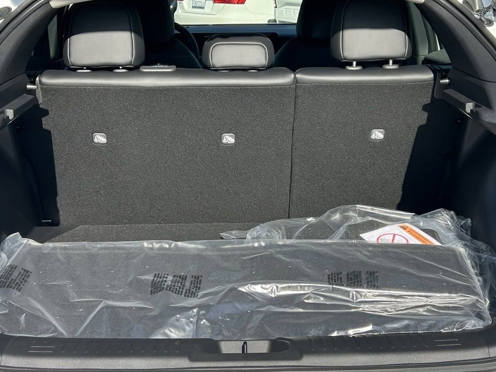 New 2026 Nissan Leaf Platinum+ w/ Cargo Package (Platinum+) image 12