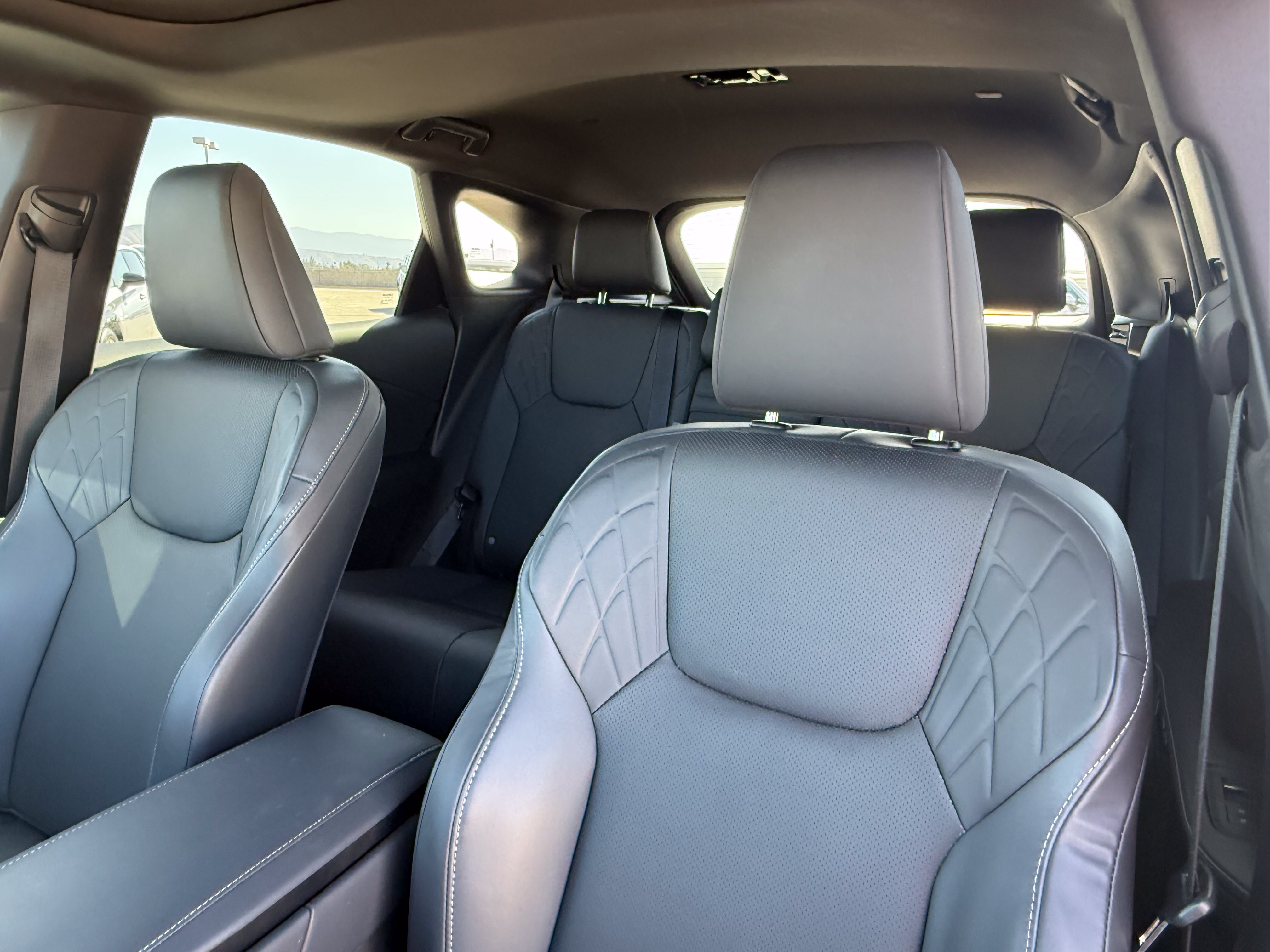 Certified 2025 Lexus RX 350 FWD w/ Technology Package image 20