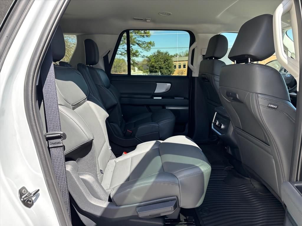 New 2026 Ford Expedition Max Active AWD/4WD image 12