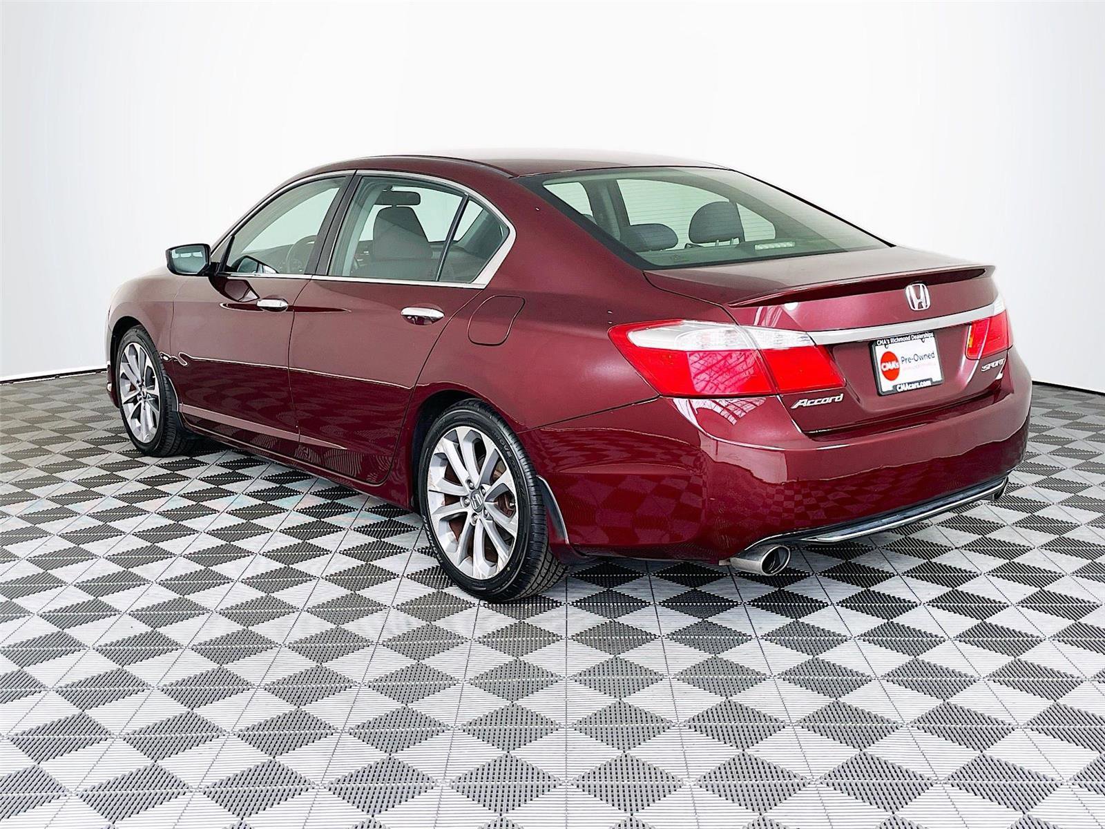 Used 2014 Honda Accord Sport image 6
