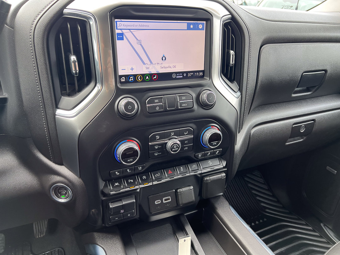 Used 2022 Chevrolet Silverado 1500 LTZ w/ LTZ Premium Package AWD/4WD image 22