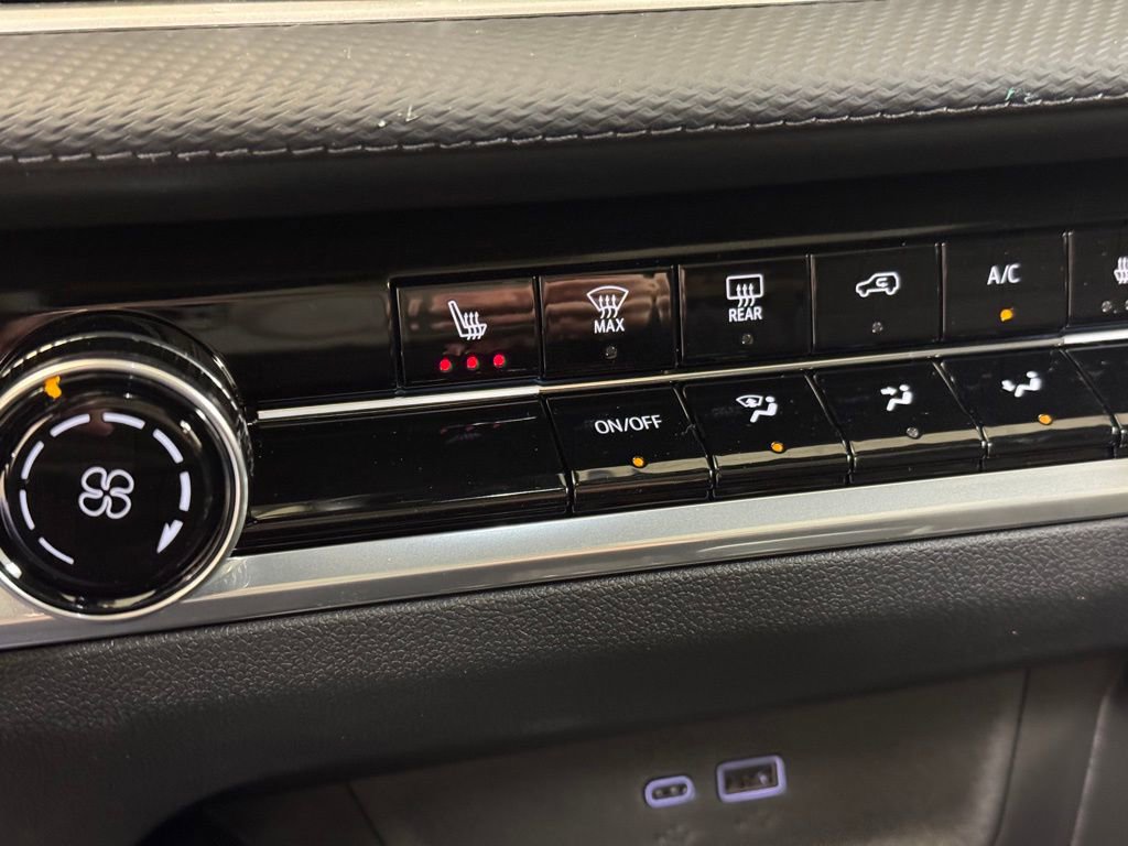 New 2026 Chevrolet Equinox LT w/ Safety and Technology Package image 38