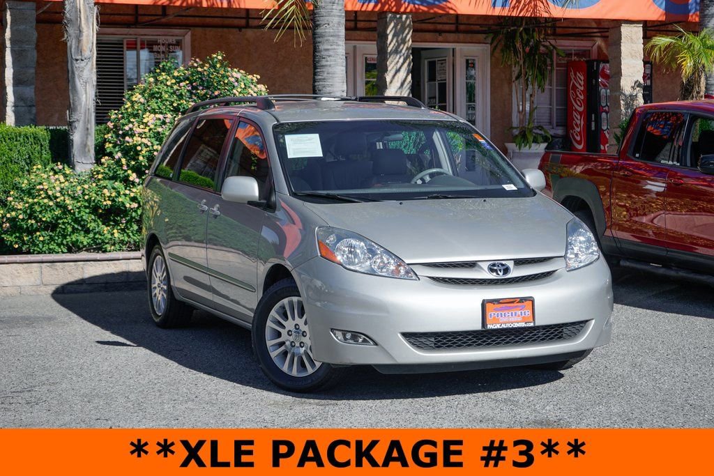 Used 2007 Toyota Sienna XLE image 3