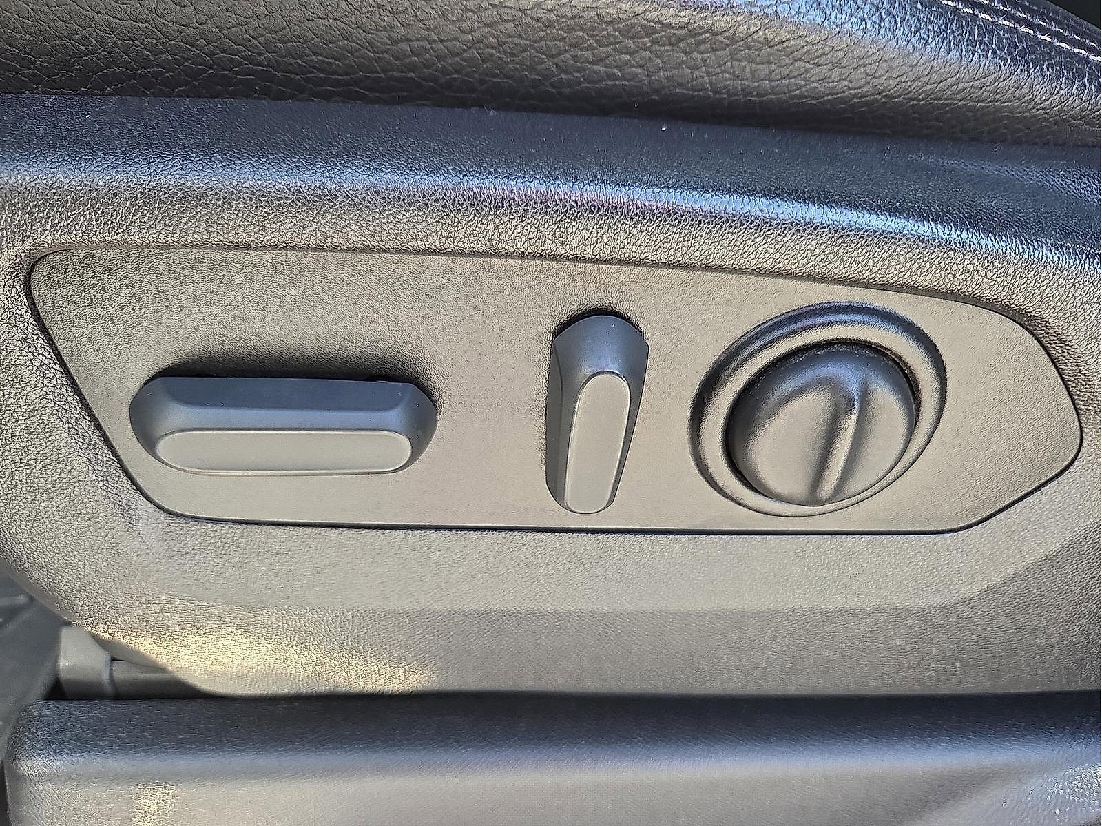 Used 2021 GMC Sierra 1500 Denali w/ Denali Premium Package image 15