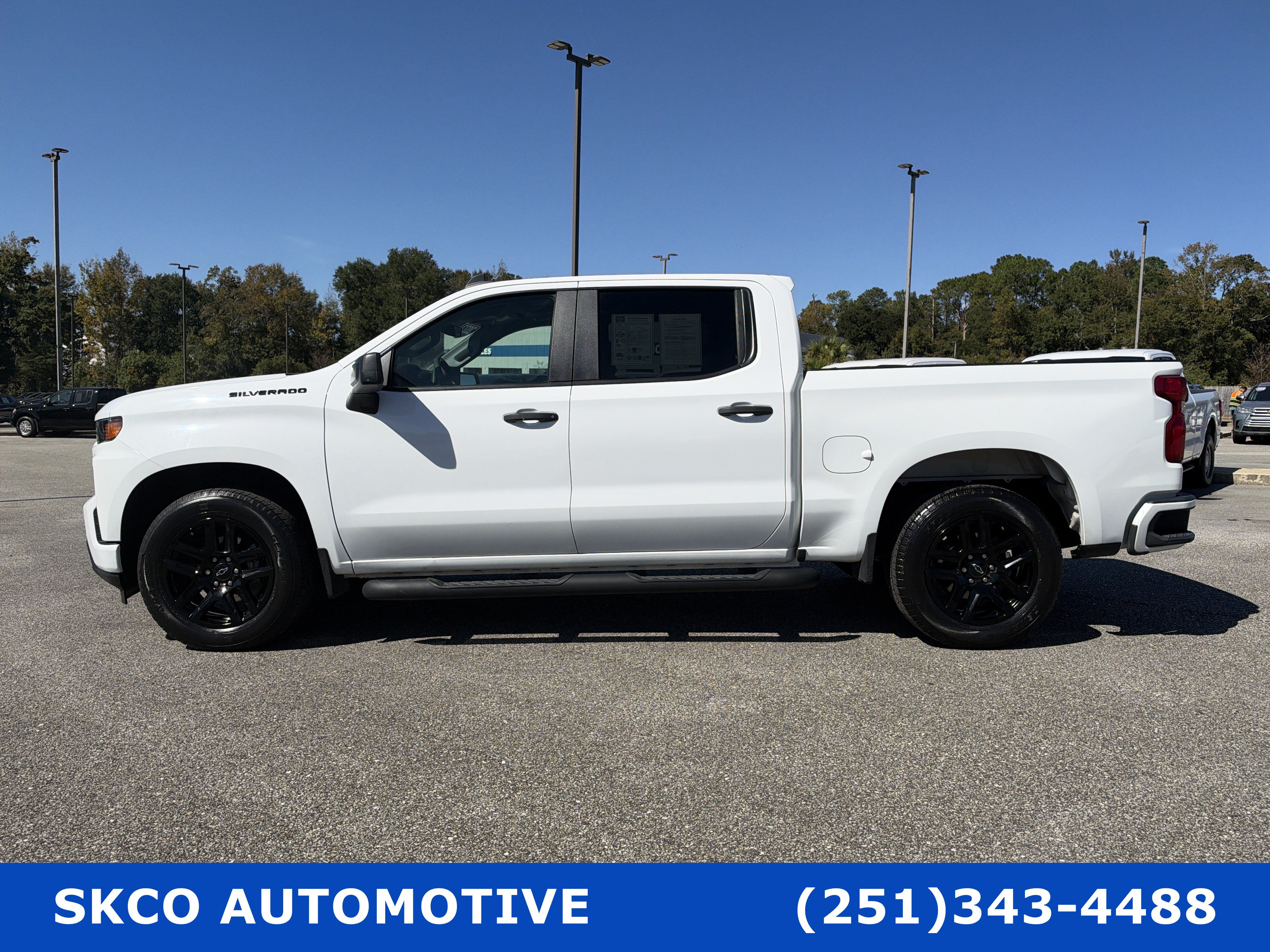Used 2022 Chevrolet Silverado 1500 Custom w/ Rally Edition RWD image 2