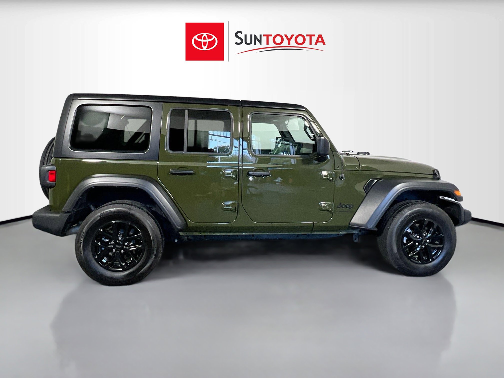 Used 2023 Jeep Wrangler Sport S image 2