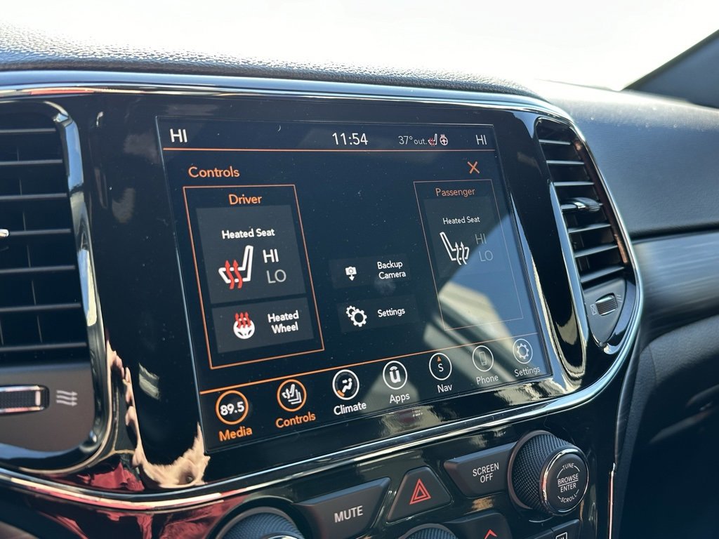 Used 2022 Jeep Grand Cherokee Laredo X image 31