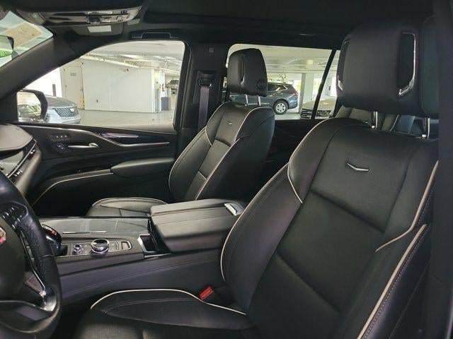 Certified 2024 Cadillac Escalade ESV Sport AWD/4WD image 10