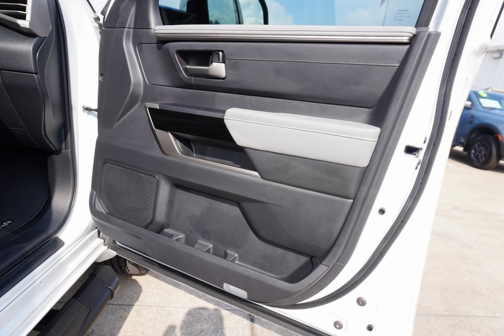 Used 2024 Toyota Tundra Limited image 25