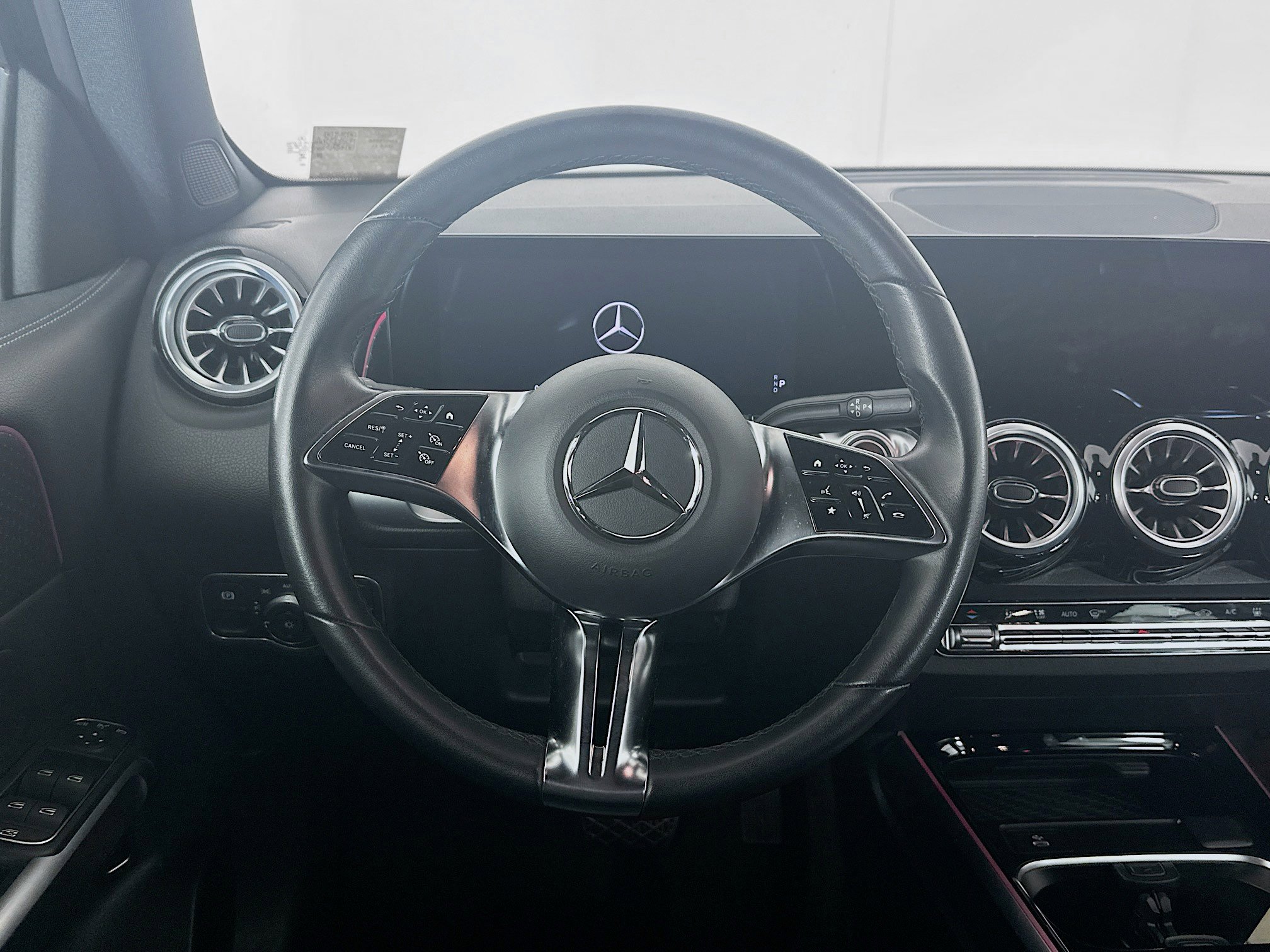 Used 2024 Mercedes-Benz EQB 250+ image 18