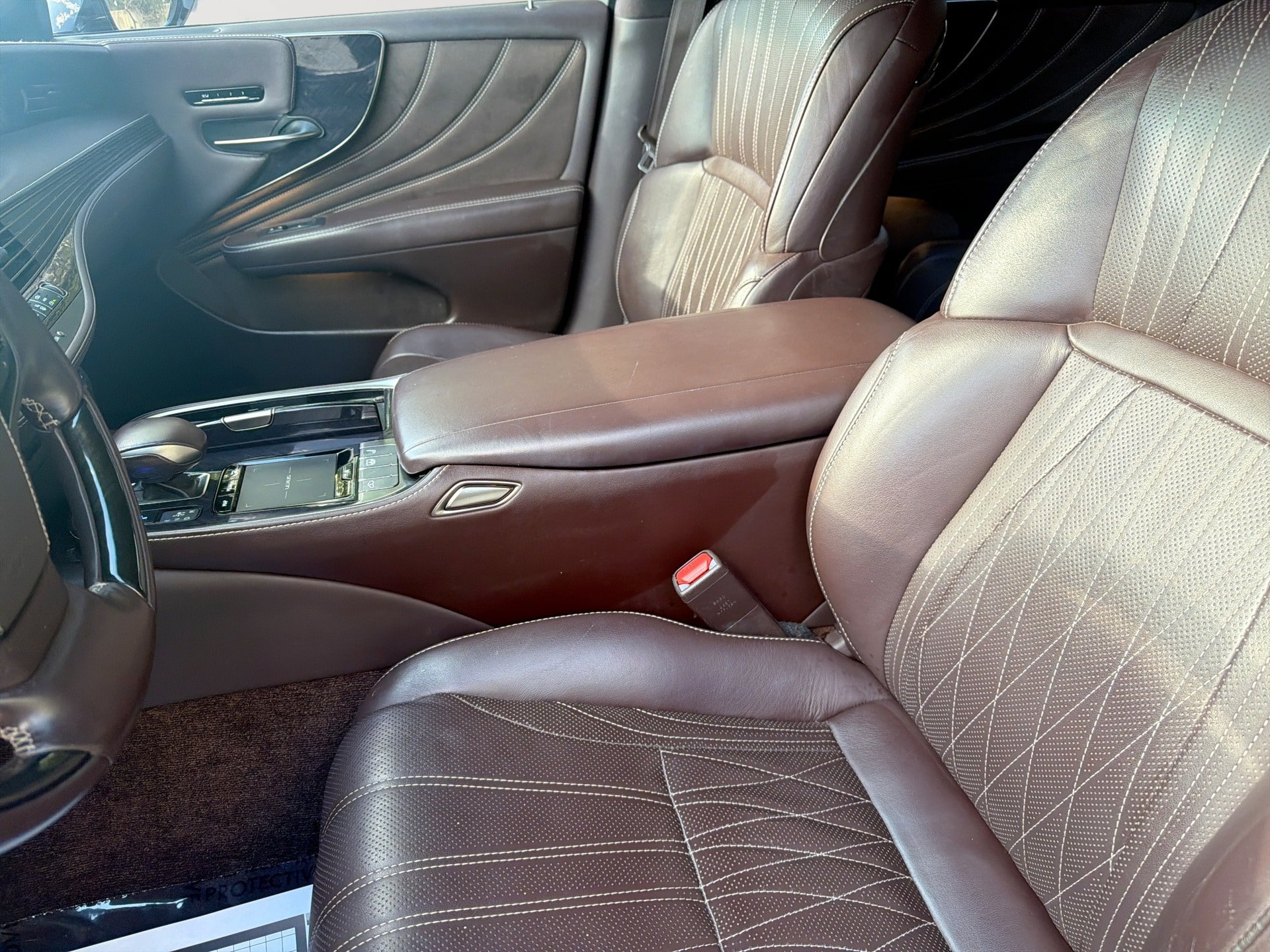 Used 2018 Lexus LS 500 w/ Interior Upgrade Package RWD image 24
