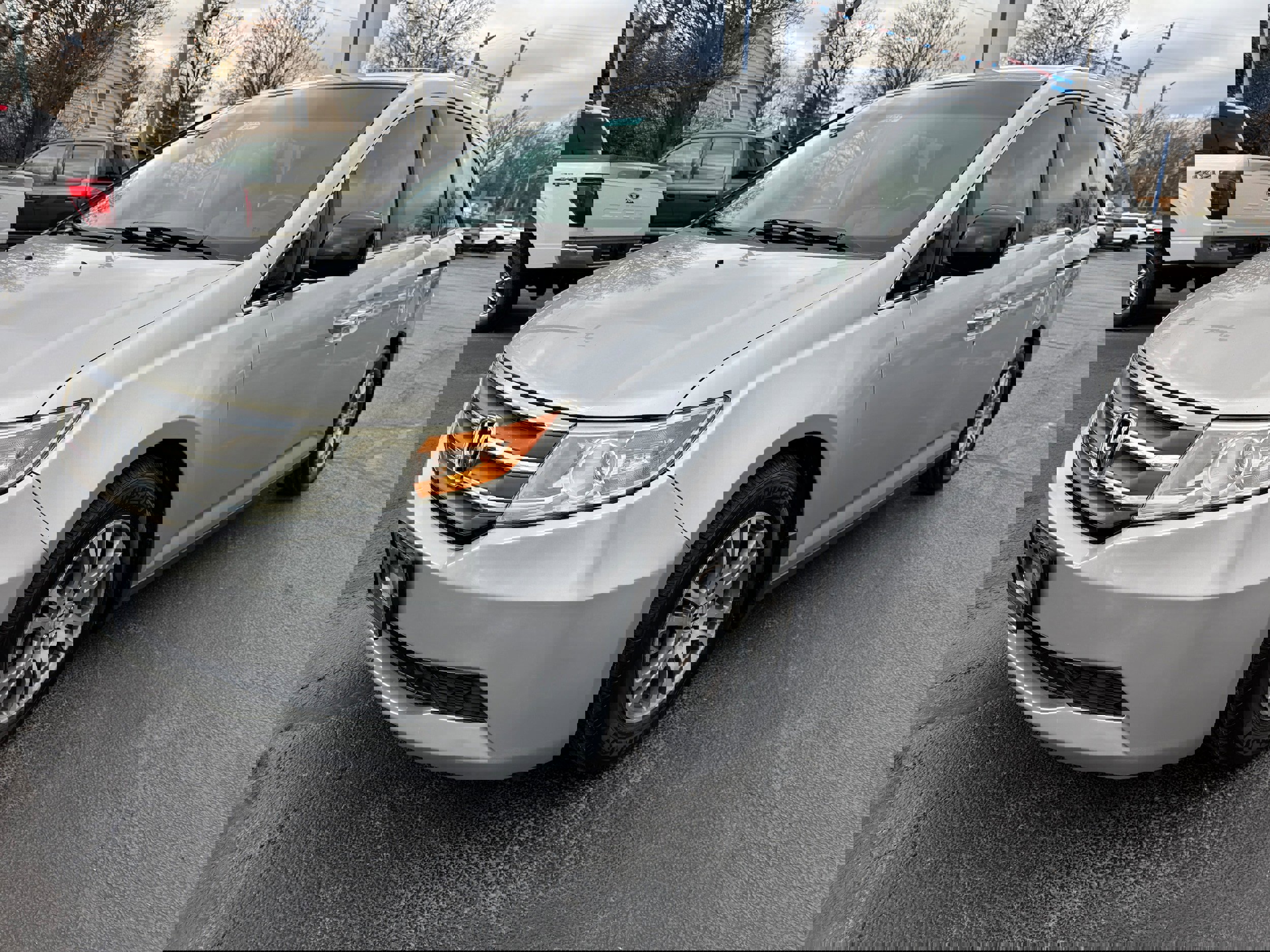 Used 2012 Honda Odyssey EX image 3