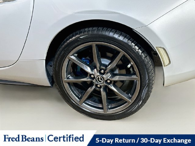 Used 2019 MAZDA MX-5 Miata RF Grand Touring RWD image 8