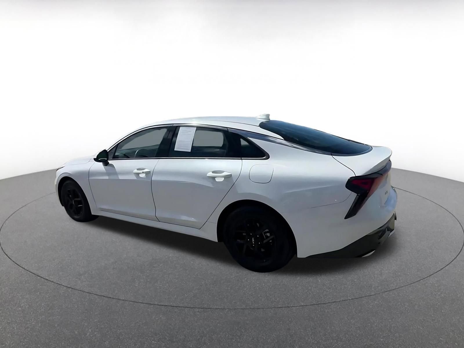 Used 2025 Kia K5 LXS image 10