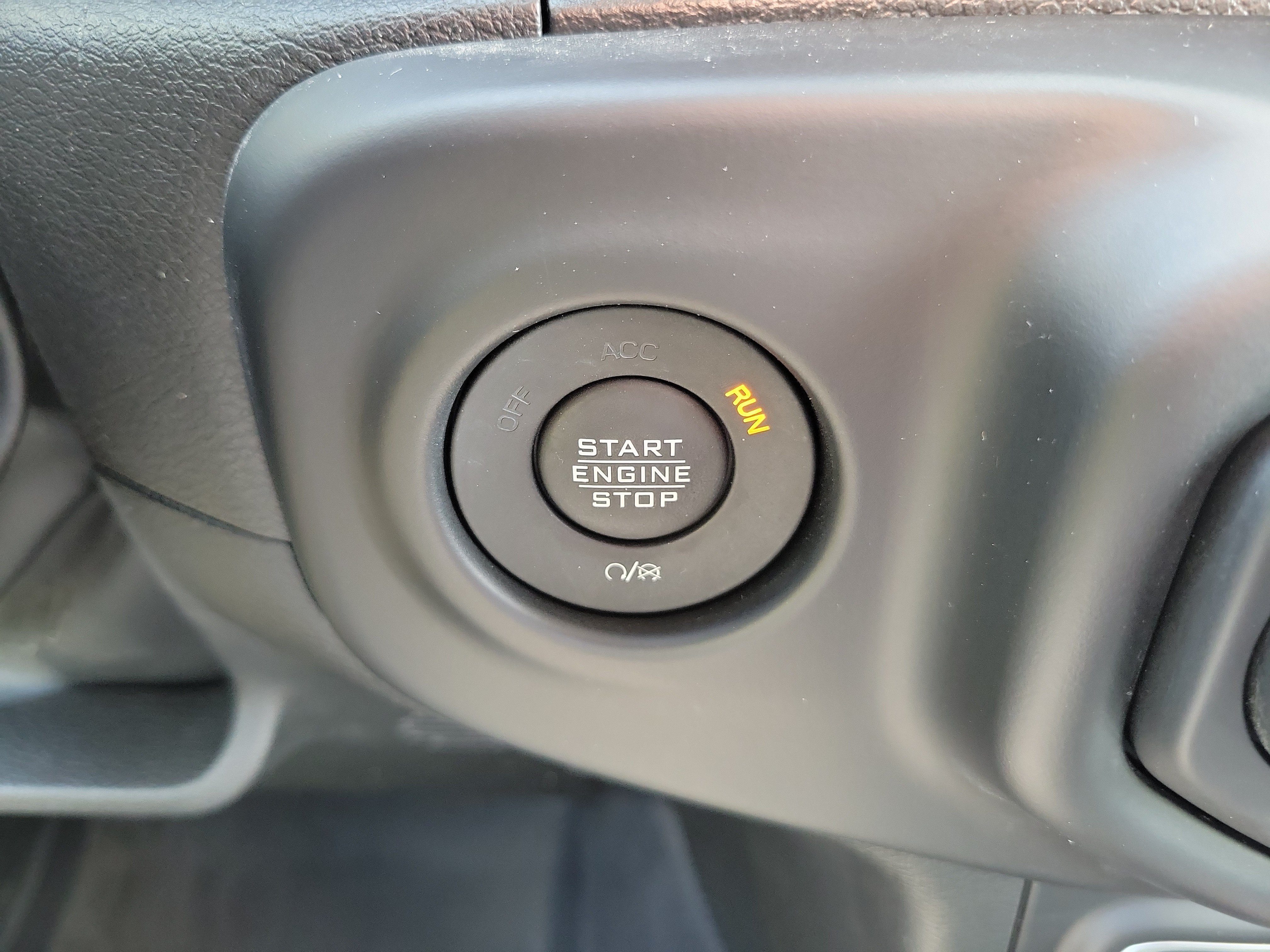 Used 2023 Jeep Gladiator Mojave w/ LED Lighting Group AWD/4WD image 30