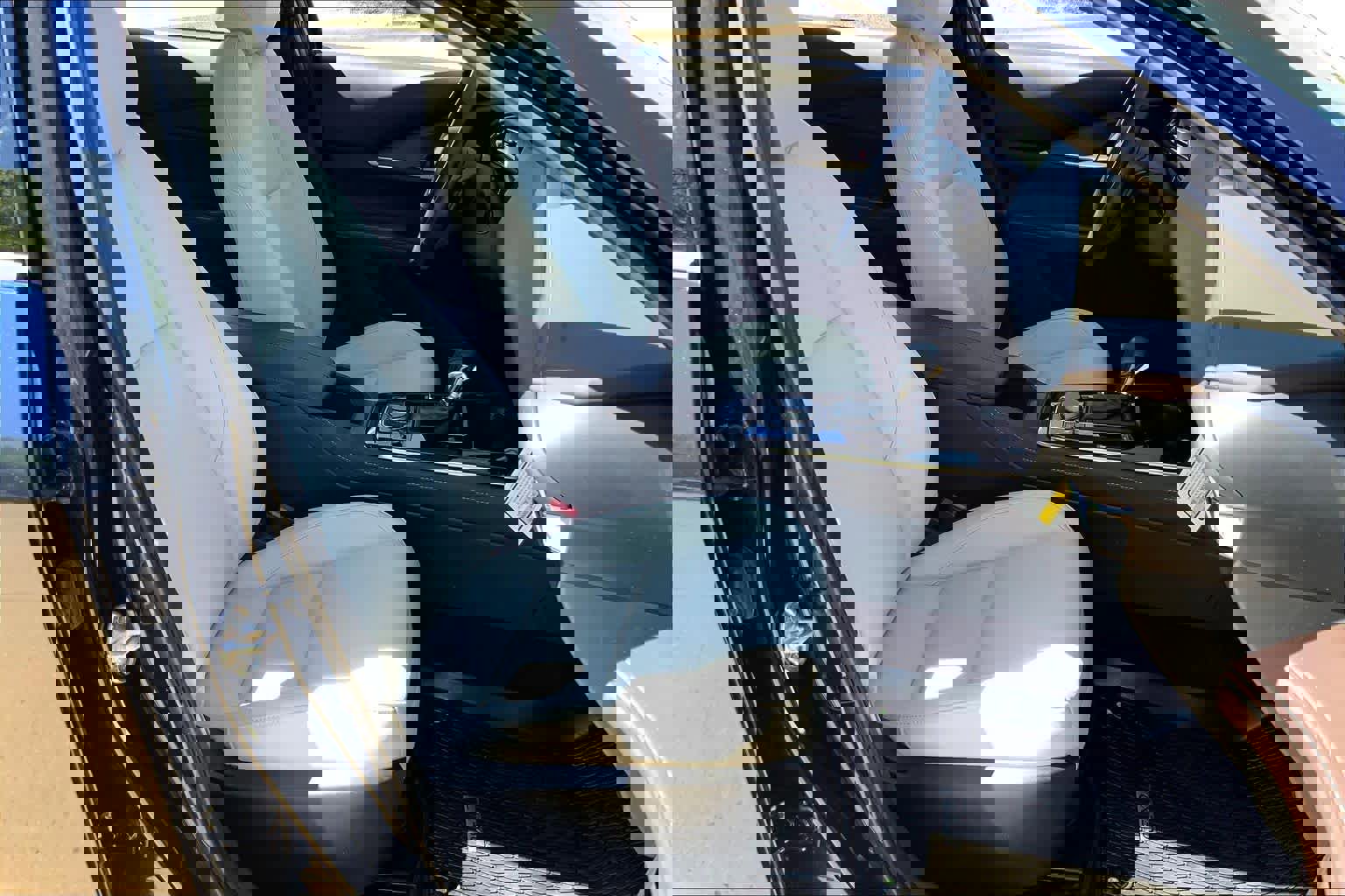 Certified 2025 MAZDA CX-30 AWD 2.5 S w/ Premium Package image 9