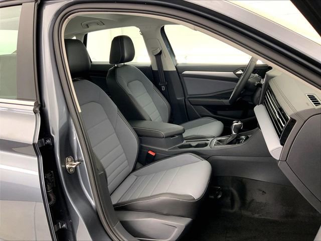 New 2026 Volkswagen Jetta SE image 9
