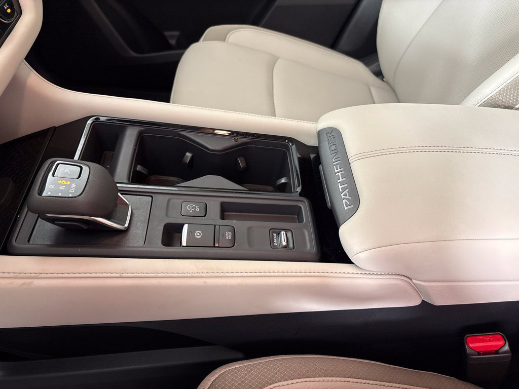 New 2026 Nissan Pathfinder SL FWD image 40