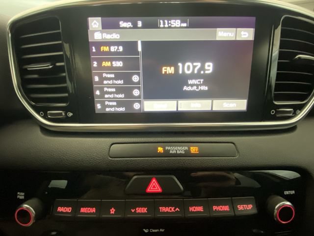 Used 2022 Kia Sportage EX FWD image 16