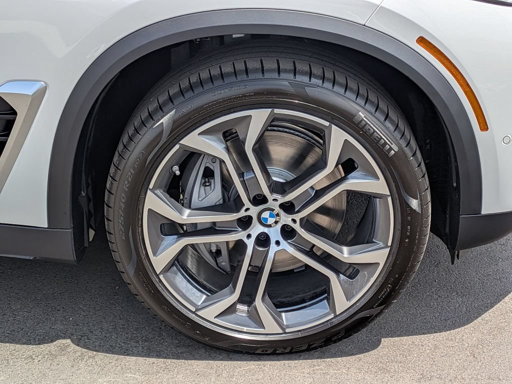 New 2026 BMW X5 xDrive50e w/ Executive Package AWD/4WD image 28