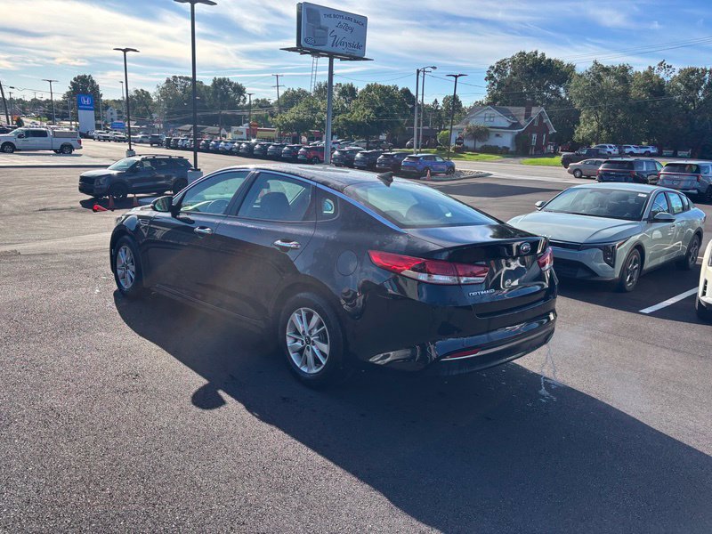 Used 2018 Kia Optima LX FWD image 6
