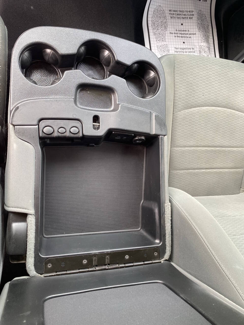 Used 2016 RAM 1500 Classic SLT AWD/4WD image 16