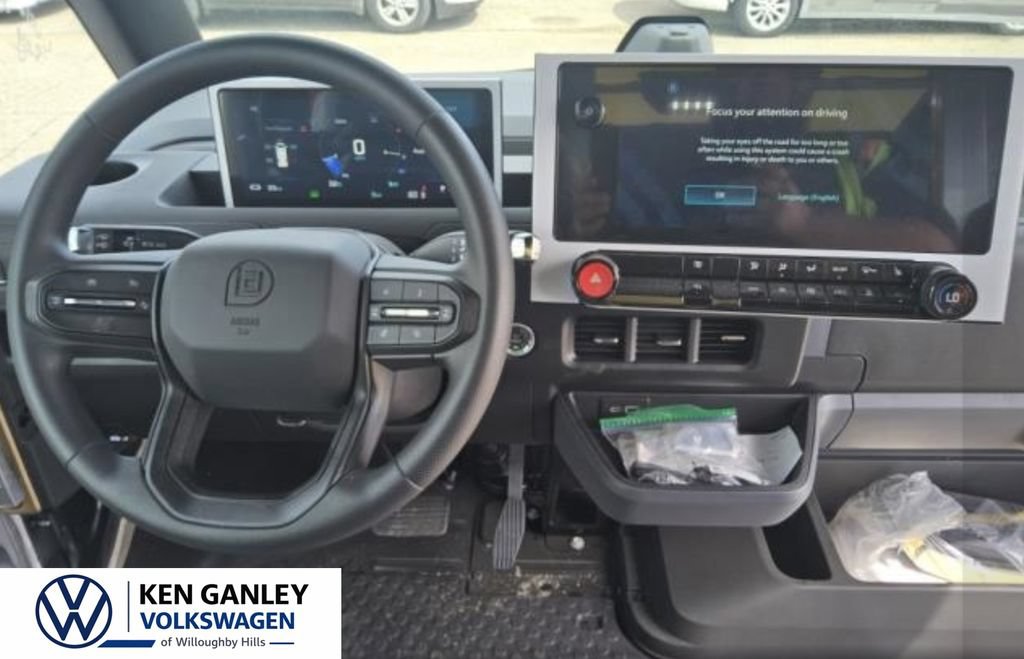 Used 2024 Chevrolet Brightdrop 600 w/ Battery Pack, Max Range AWD/4WD image 2