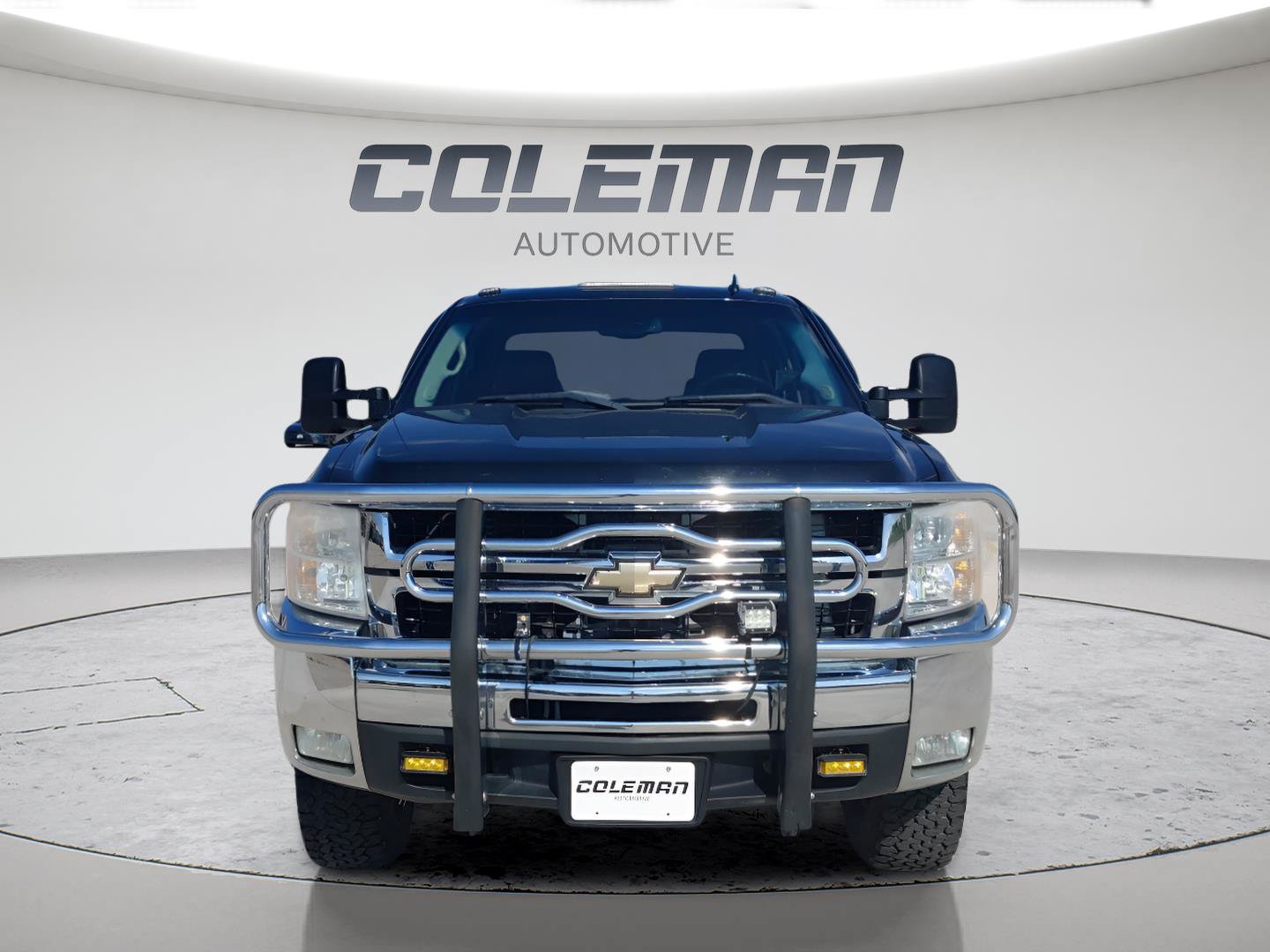 Used 2010 Chevrolet Silverado 2500 LTZ w/ LTZ Plus Package AWD/4WD image 8