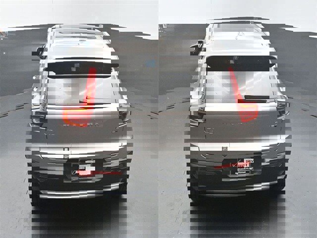 Certified 2024 Volvo XC40 B5 Plus w/ Protection Package Premier image 45