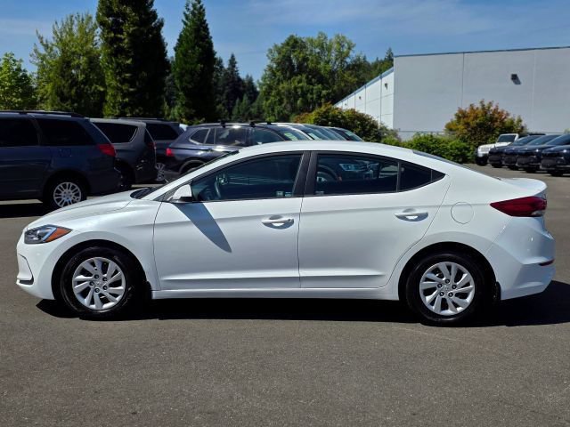 Used 2018 Hyundai Elantra SE FWD image 4