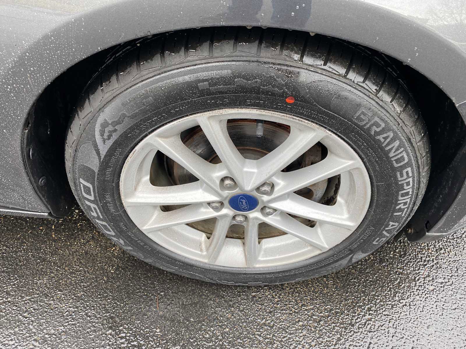 Used 2015 Ford Focus SE image 36