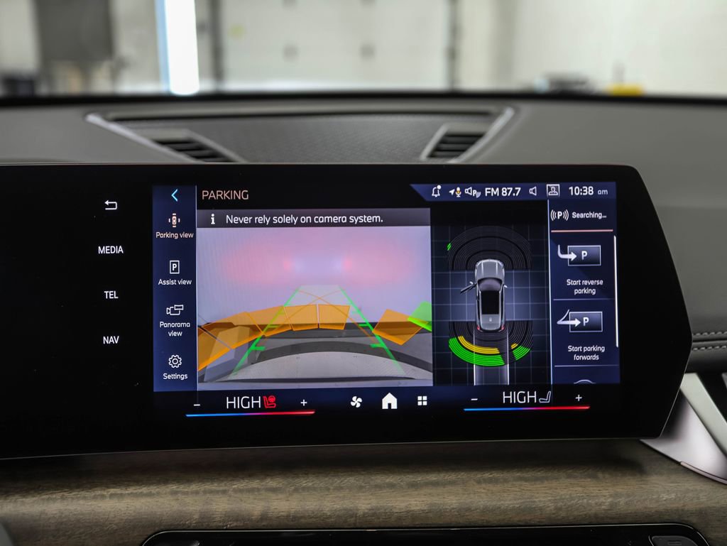 New 2026 BMW X1 xDrive28i w/ Convenience Package image 20