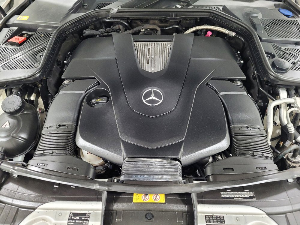 Used 2015 Mercedes-Benz C 400 4MATIC image 30