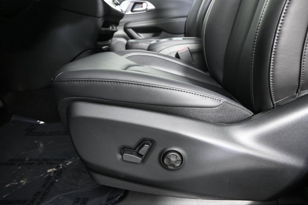 New 2026 Chrysler Pacifica Select image 23