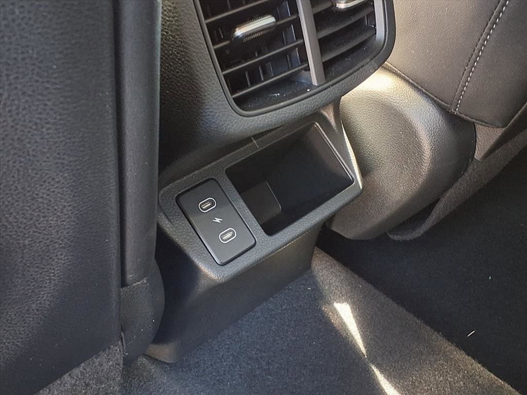 Used 2025 Kia Seltos EX AWD/4WD image 26