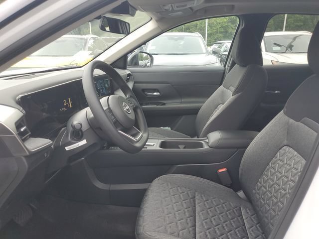 New 2026 Nissan Kicks SV w/ SV Premium Package FWD image 12