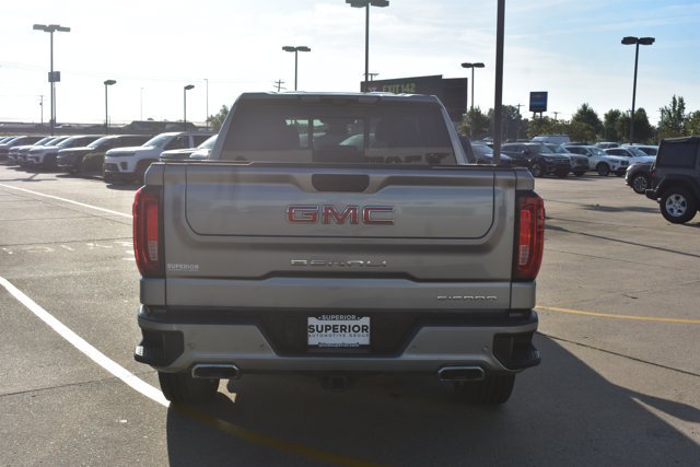 Used 2023 GMC Sierra 1500 Denali w/ Denali Reserve Package AWD/4WD image 6