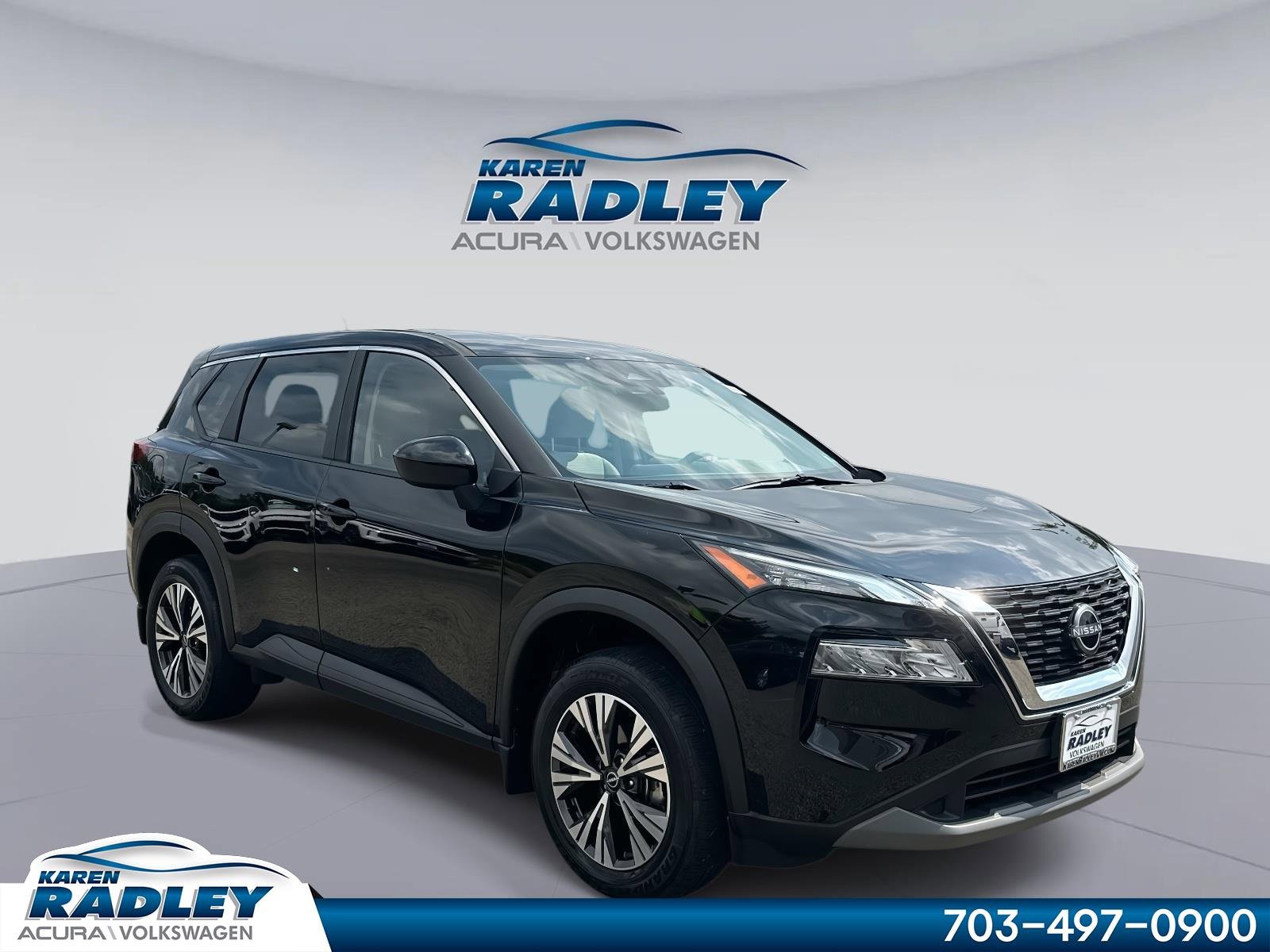 Used 2023 Nissan Rogue SV image 1