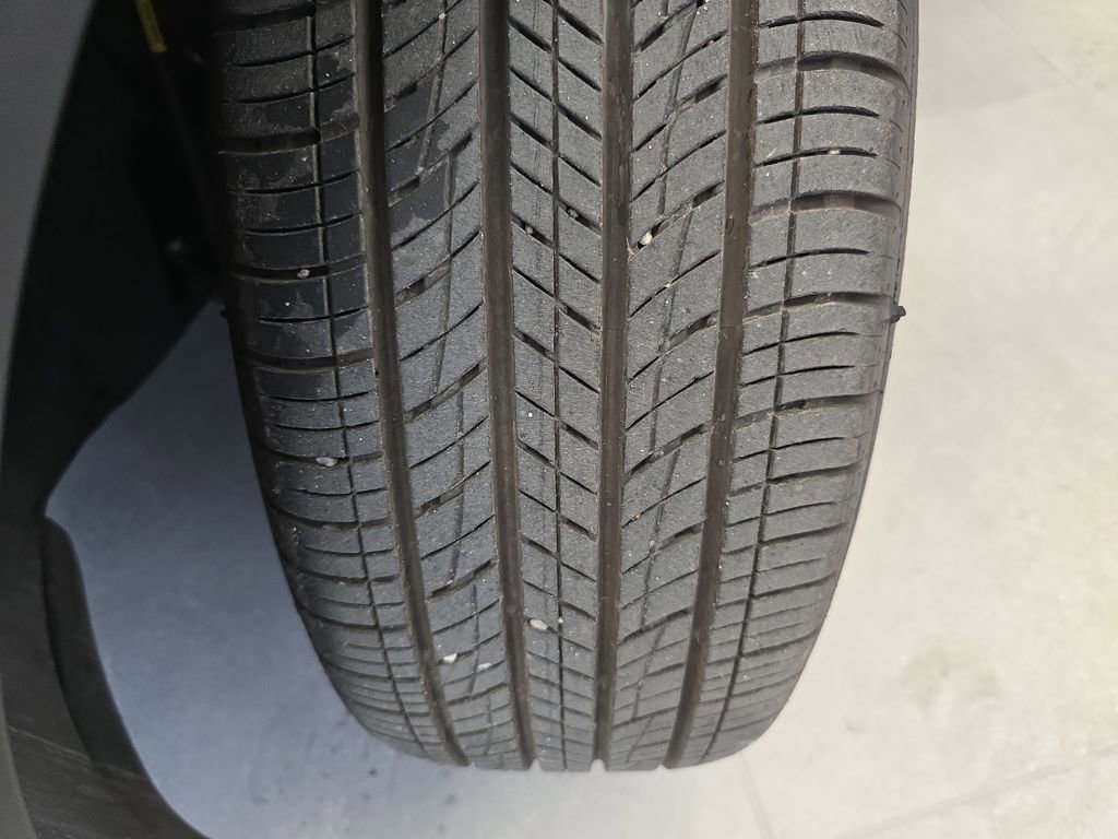 Certified 2025 Kia Sportage EX image 37