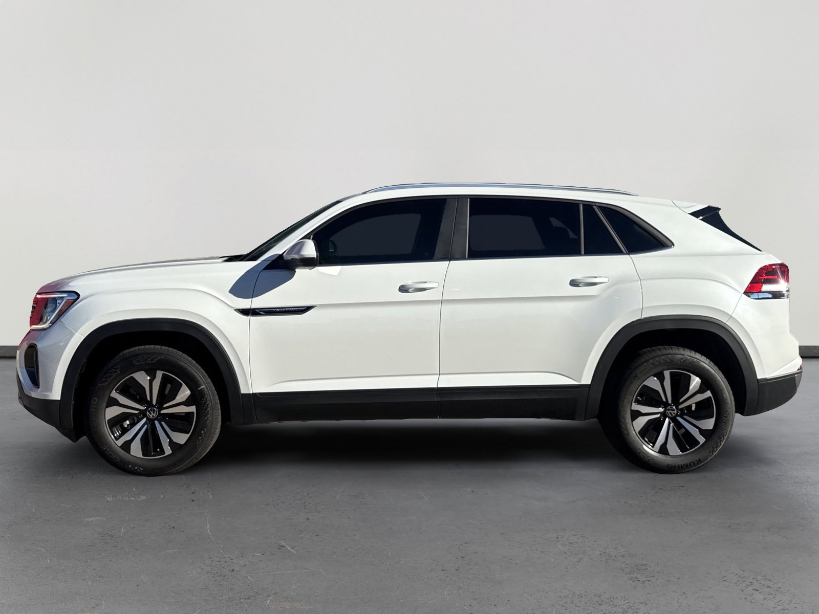 New 2026 Volkswagen Atlas Cross Sport SE image 3