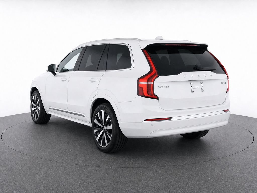 Certified 2026 Volvo XC90 B6 Ultra AWD/4WD image 3