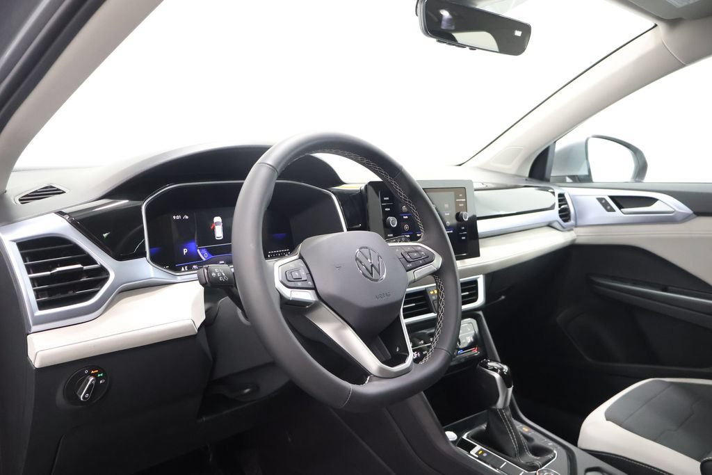 New 2026 Volkswagen Taos SE AWD/4WD image 15