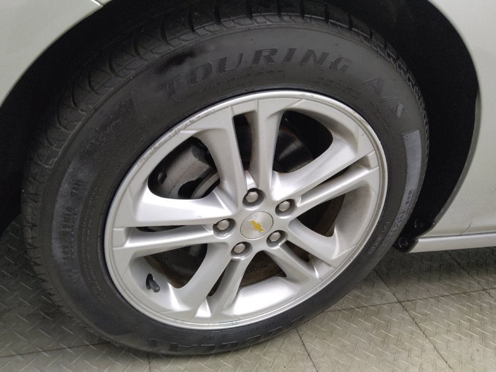 Used 2018 Chevrolet Cruze LT FWD image 31