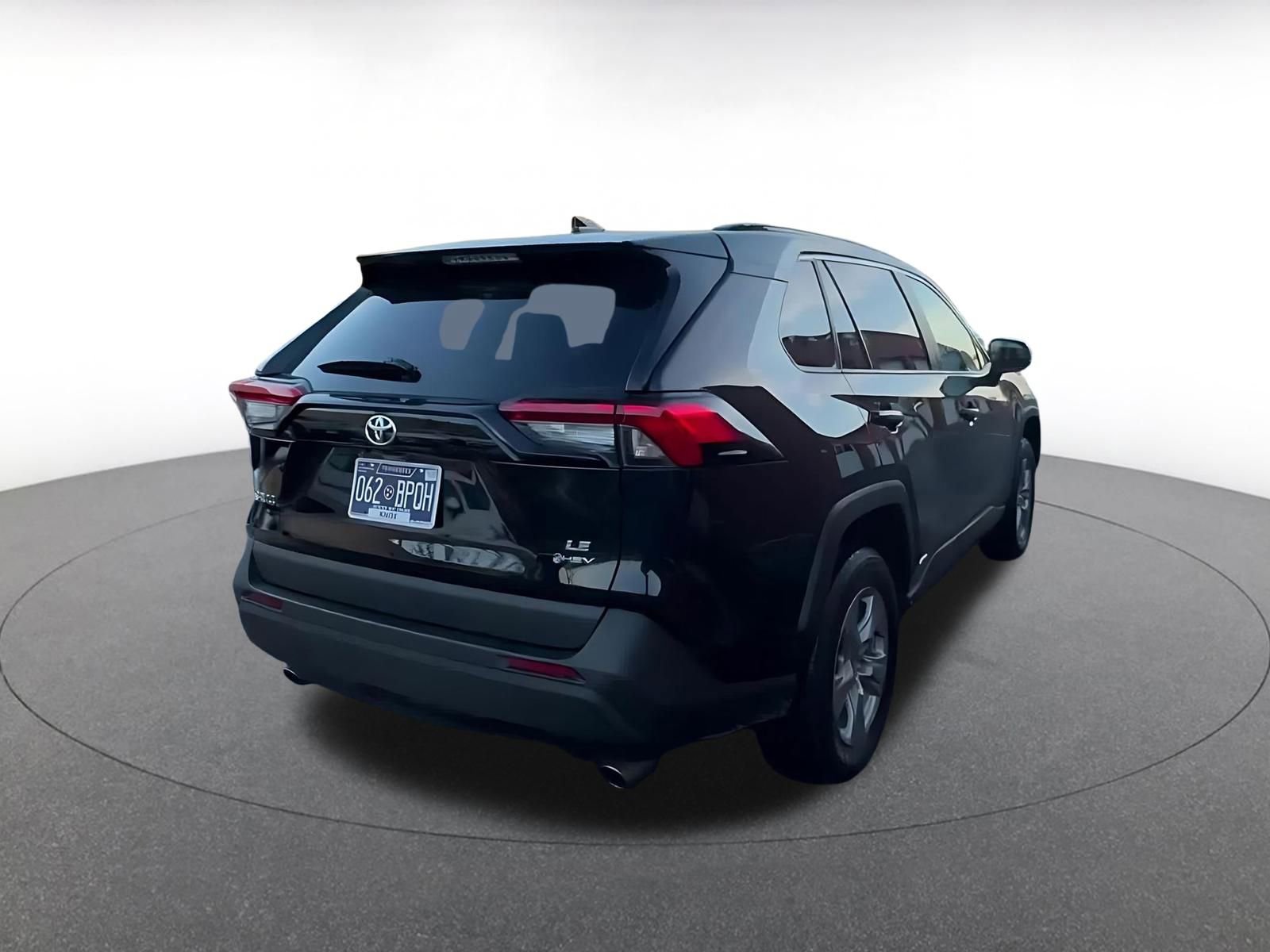 Used 2025 Toyota RAV4 LE image 14