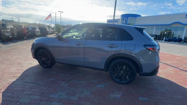 Used 2024 Honda HR-V Sport image 8