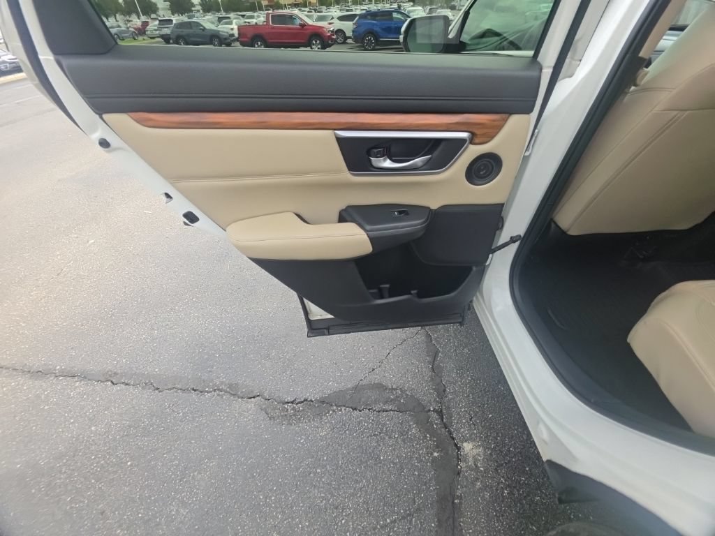 Used 2017 Honda CR-V Touring image 26