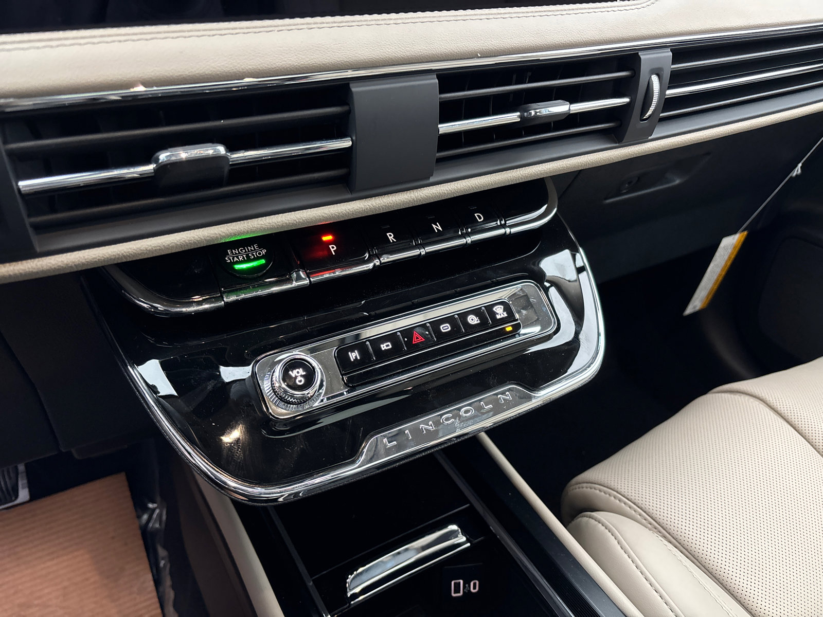 New 2026 Lincoln Corsair Grand Touring image 22