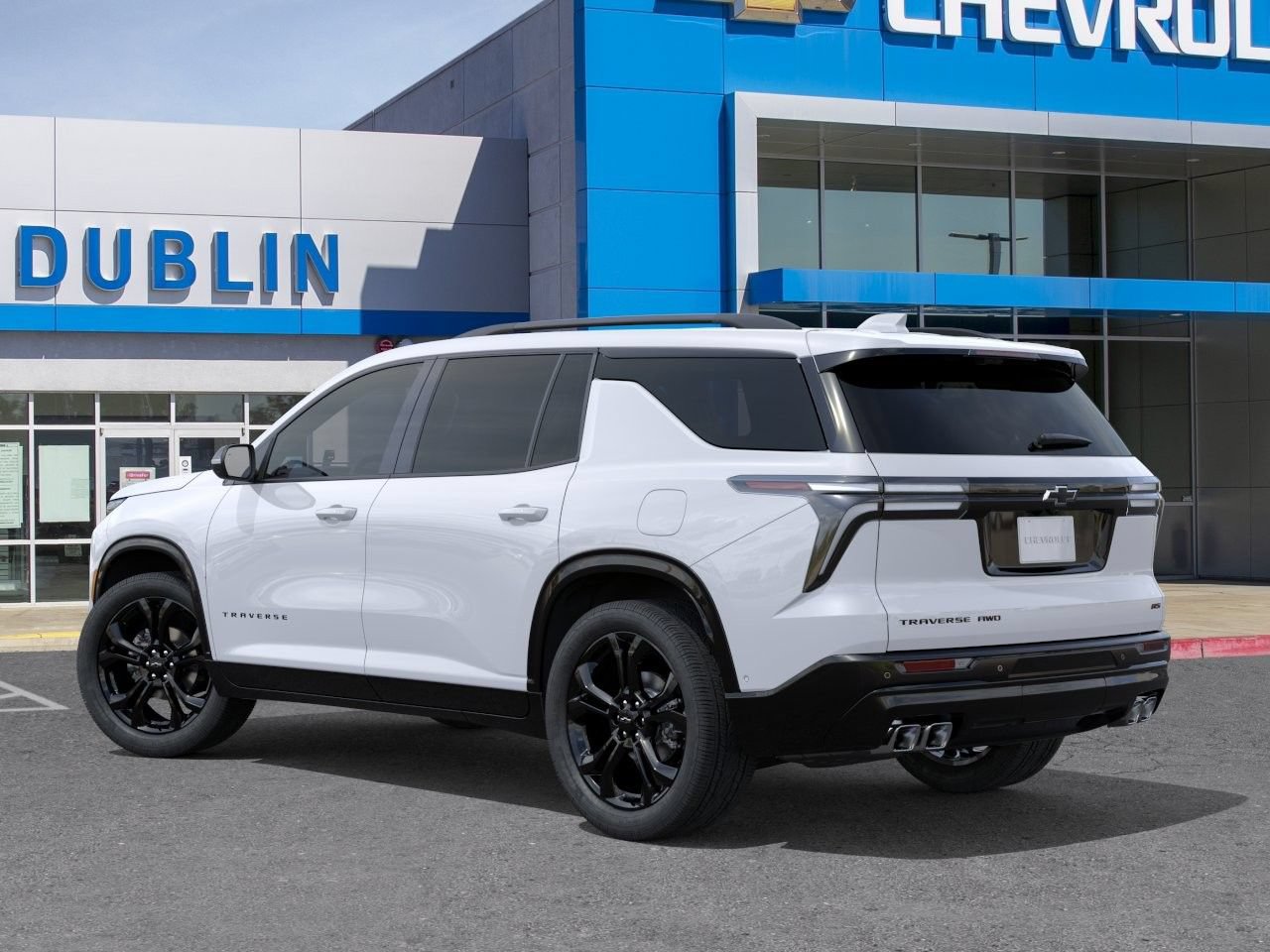 New 2027 Chevrolet Traverse RS w/ LPO, Floor Liner Package AWD/4WD image 4
